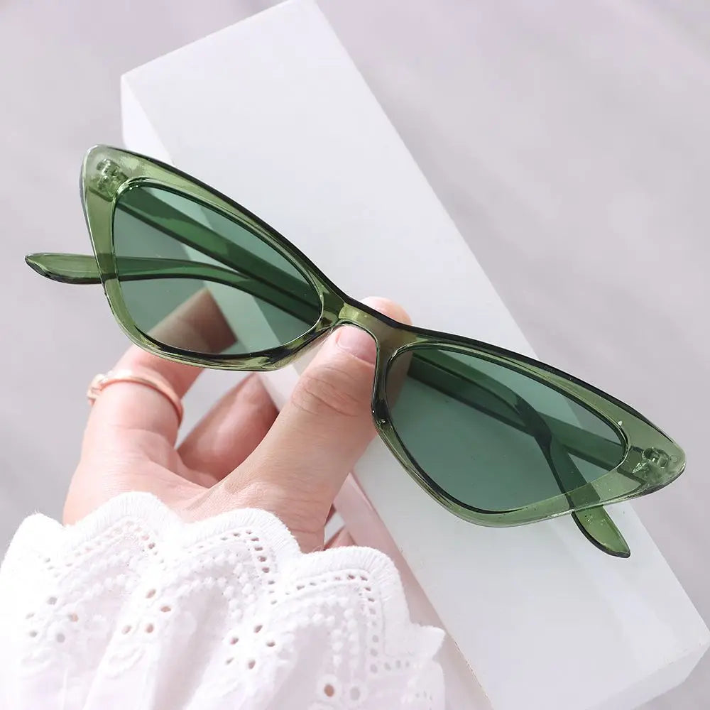 New Vintage Cat Eye Sunglasses Women Sexy Retro Small Frame Sun Glasses 2025 Brand Female Shades Outdoor Eyewear UV400 Oculos