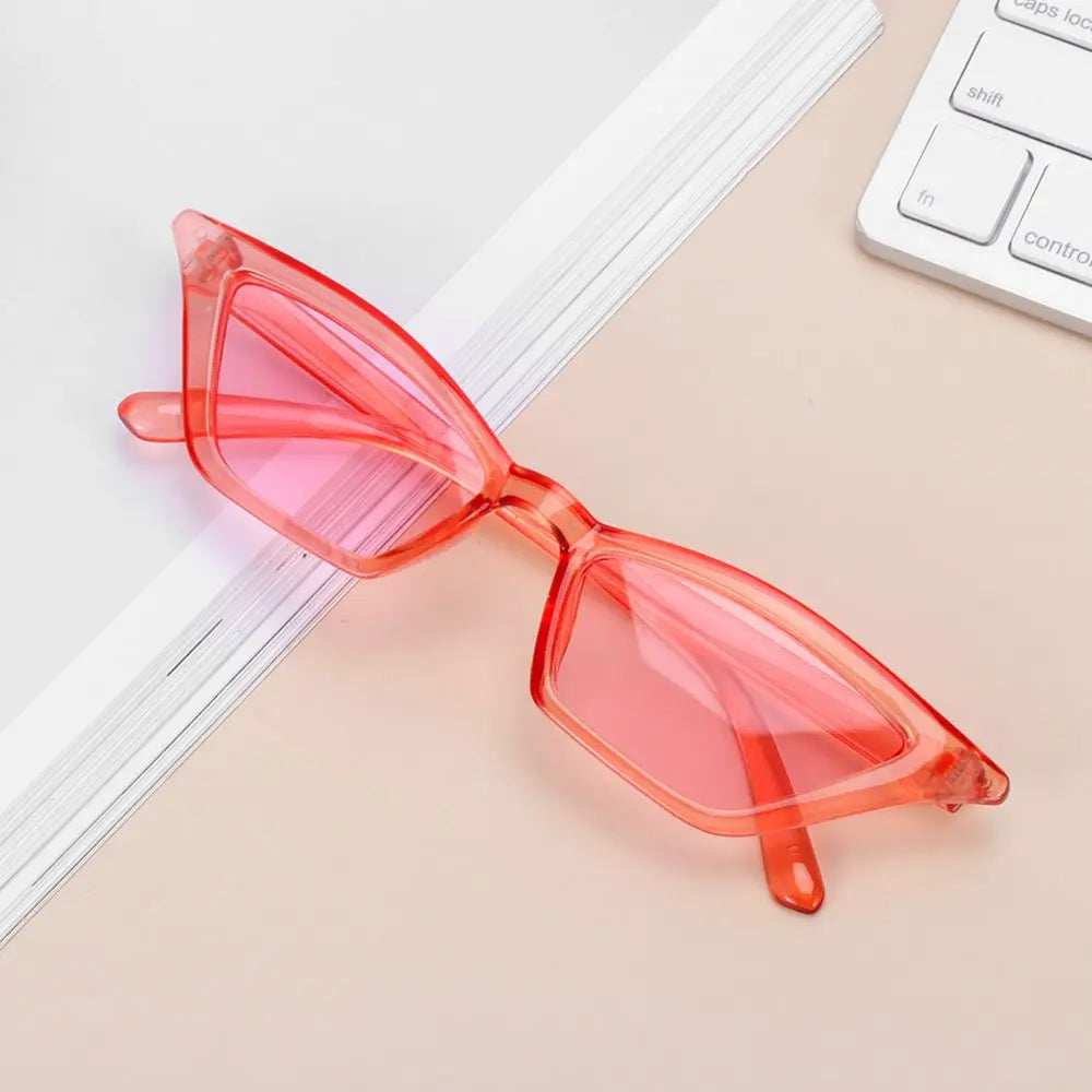 New Vintage Cat Eye Sunglasses Women Sexy Retro Small Frame Sun Glasses 2025 Brand Female Shades Outdoor Eyewear UV400 Oculos