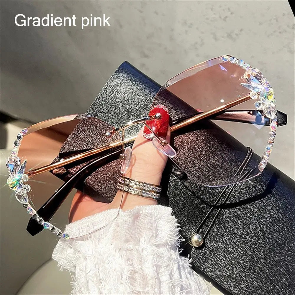 New Fashion Female Eyewear Cutting Lens Rimless Sunglasses Gradient Rhinestone Sunglasses Women Sun Glasses